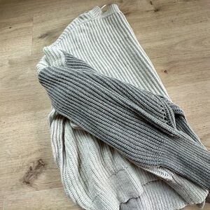 White and grey pink lily sweater, new.